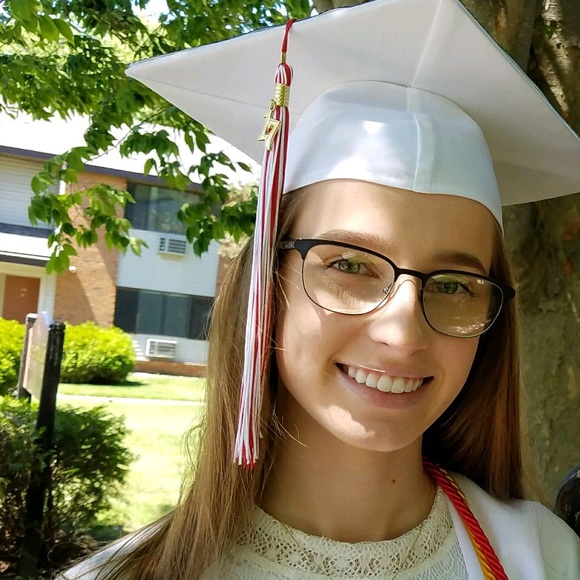 Meet your Posher, Maddie - Picture 1 of 1